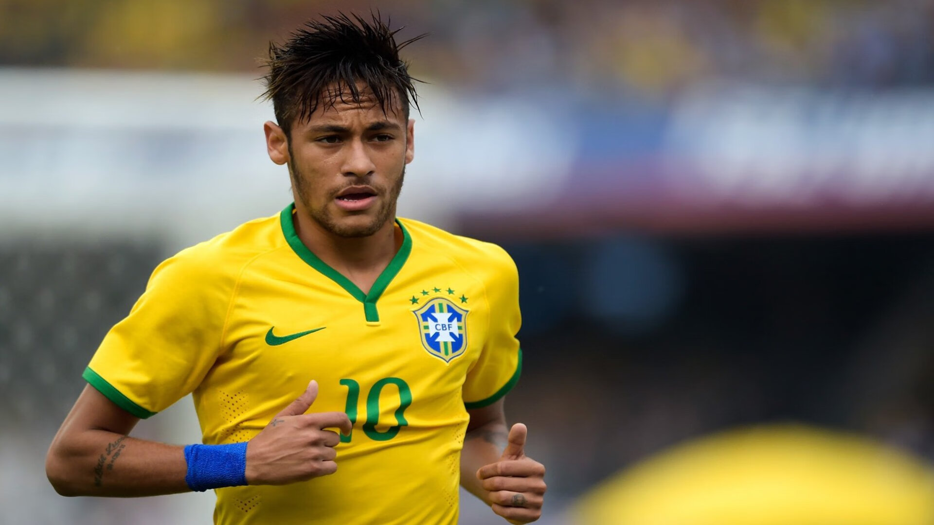 响应绿色环保：比赛场馆采用可持续材料，赛事场馆利用问题